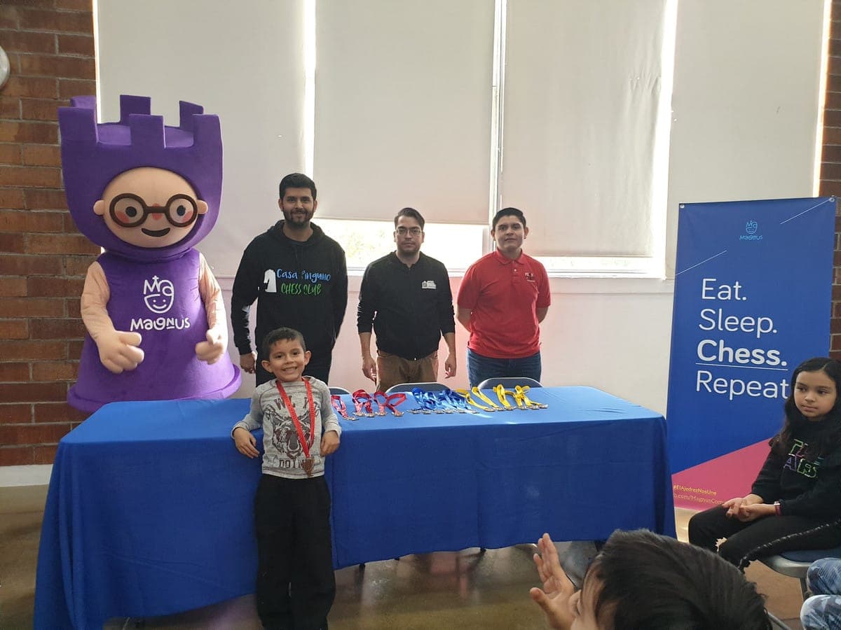 Comunidad Magnus en eventos de ajedrez