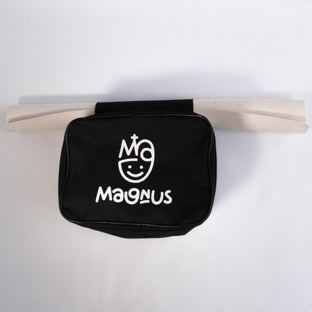Estuche profesional Magnus negro redondeado